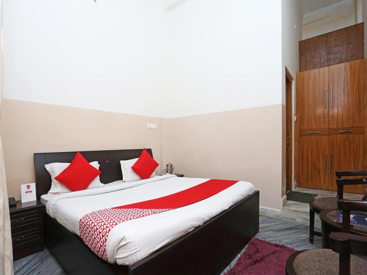 Oyo 19638 Hotel Jay Continental Almora Eksteriør bilde