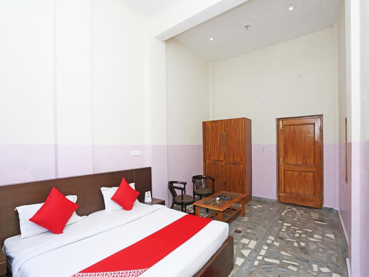 Oyo 19638 Hotel Jay Continental Almora Eksteriør bilde