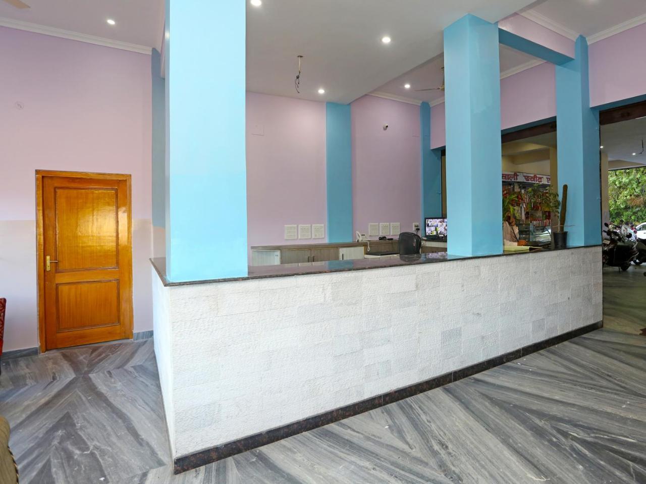 Oyo 19638 Hotel Jay Continental Almora Eksteriør bilde