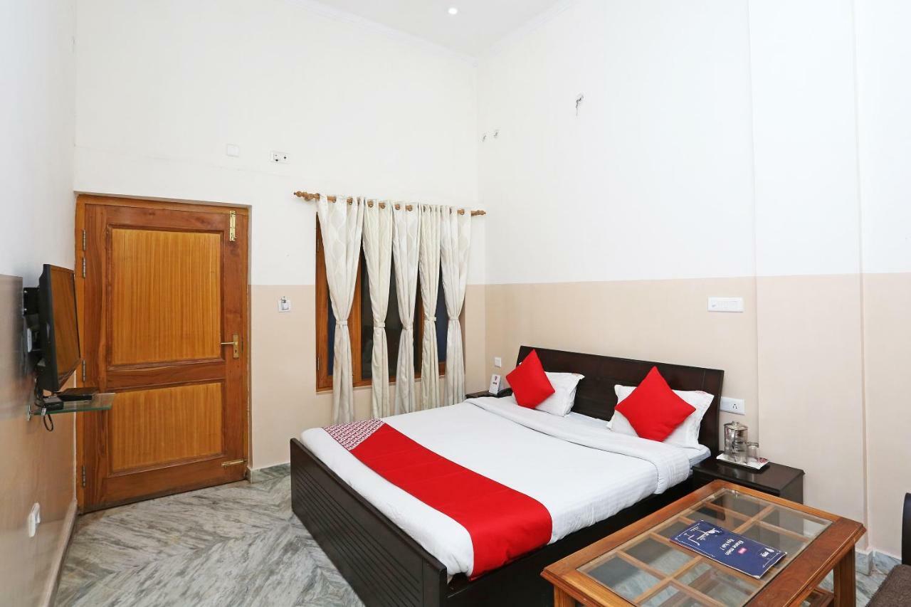 Oyo 19638 Hotel Jay Continental Almora Eksteriør bilde